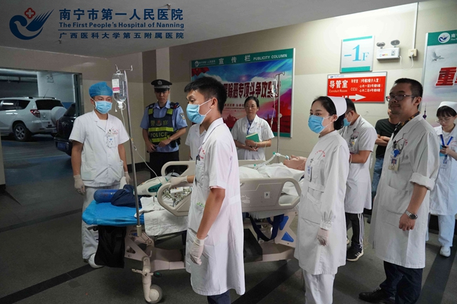6.转送危重患者过程.jpg