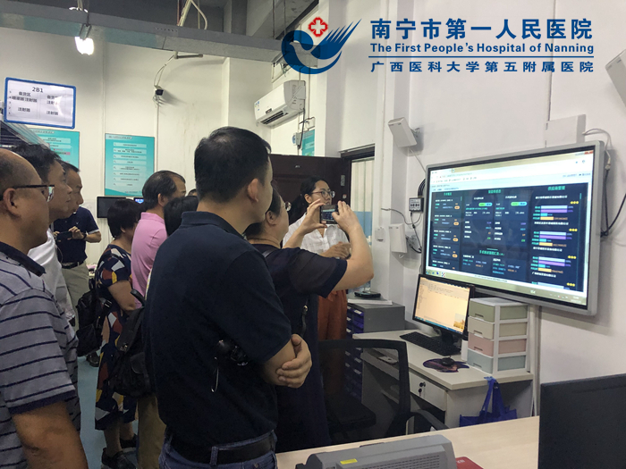玉林市人民医院到我院参观.jpg