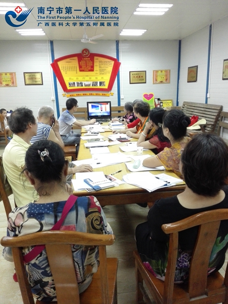 1.收看学习党员必修课.jpg