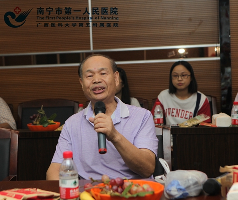 2.离休退伍老同志发言.jpg