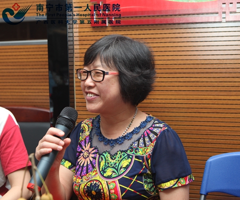 3.在职军属发言.jpg