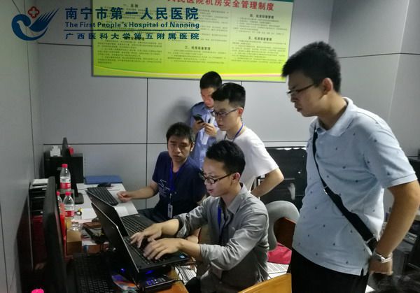 检查组现场检测.jpg