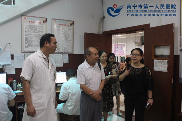 南宁市老科协医药卫生分会到市一医联体成员单位:三塘镇卫生院调研医联体建设.jpg