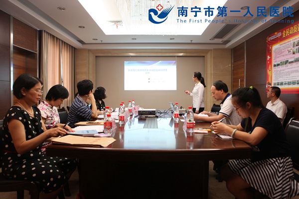 1.图为答辩现场.jpg