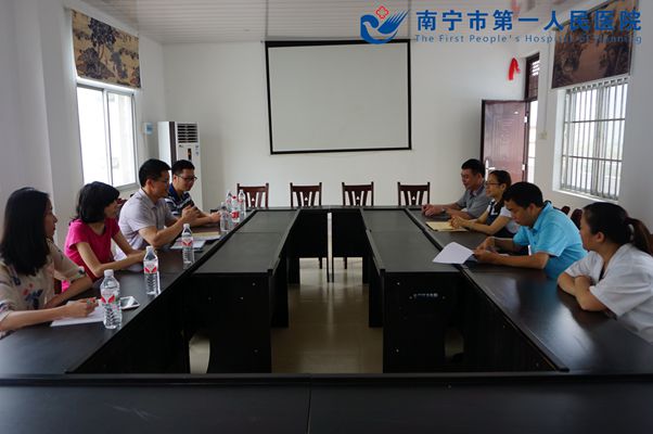 1.图为座谈会现场_副本.jpg