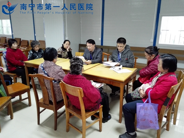 学习活动现场_副本.jpg