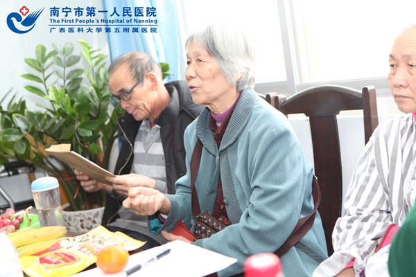 2.我院召开2018年社会行风作风满意度评议会议现场2.jpg