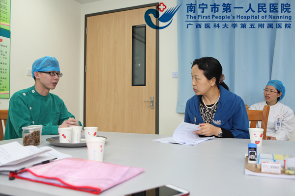 3.学员座谈.JPG