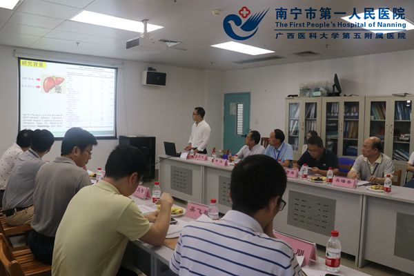 项目负责人答辩现场.jpg