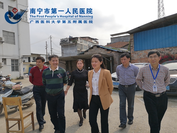 、樊毓院长助理、黄岳院长助理等到三塘镇卫生院对卫生院CT、DR室规划设置等工作进行现场查看,兴宁区梁翠榕副区长、兴宁区卫健局黄华兴局长现场陪同调研.jpg