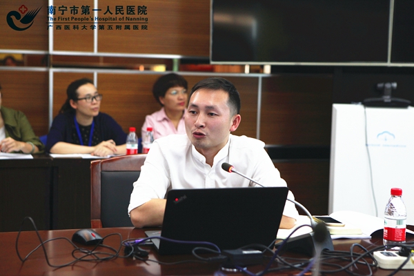1.市科技局成果管理与国际合作科科长邢义波来我院作政策解读.jpg