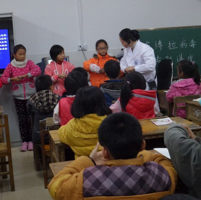 讲座现场.jpg