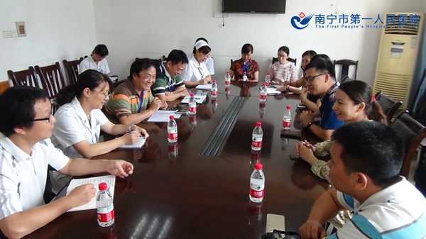 叶宁副院长与医科大信息与管理学院领导亲切交流.JPG
