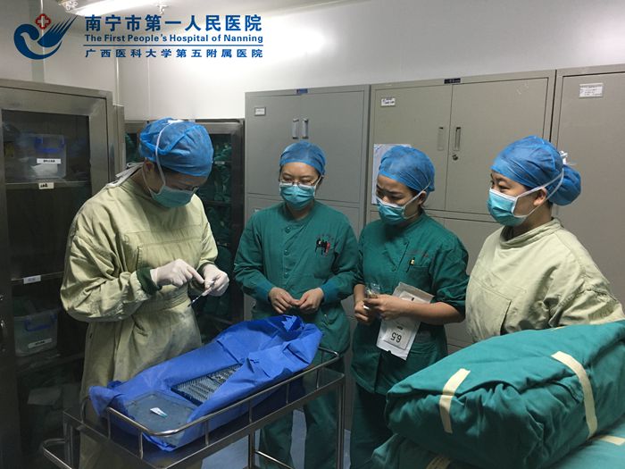 1595991619112034346.jpg 3、检查手术器械清洗消毒质量.jpg