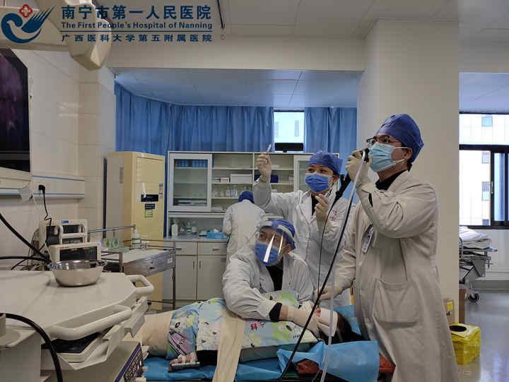1609314598357085726.jpg 气管镜4_副本.jpg