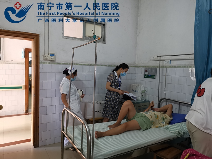 图为现场督导.jpg