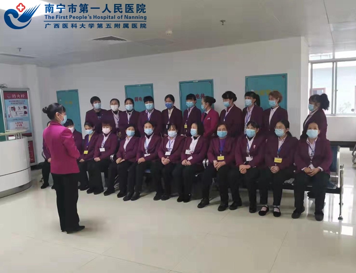 1645516214600057315.jpg 对司梯员进行电梯操作规范化培训2.jpg